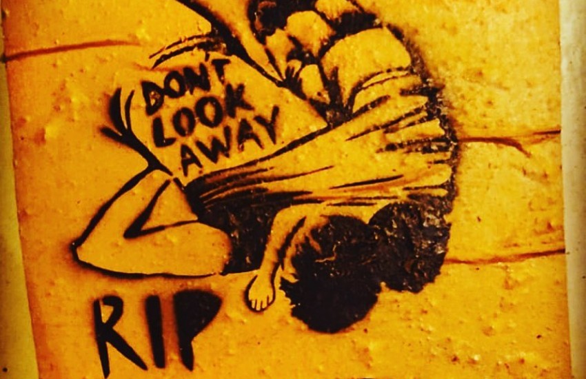 Grafiti captado por Marta del Vado (@mdelvado en Instagram) en las calles de Washington, pocos días después de la tragedia de Oscar y Valeria.