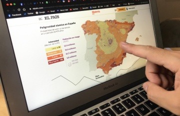 El País se ha tomado en serio la visualización de datos en de mapas y elementos georreferenciados.