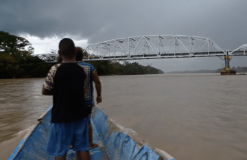 Fotograma del documental 'Buscar la vida: dos pueblos y un río'.