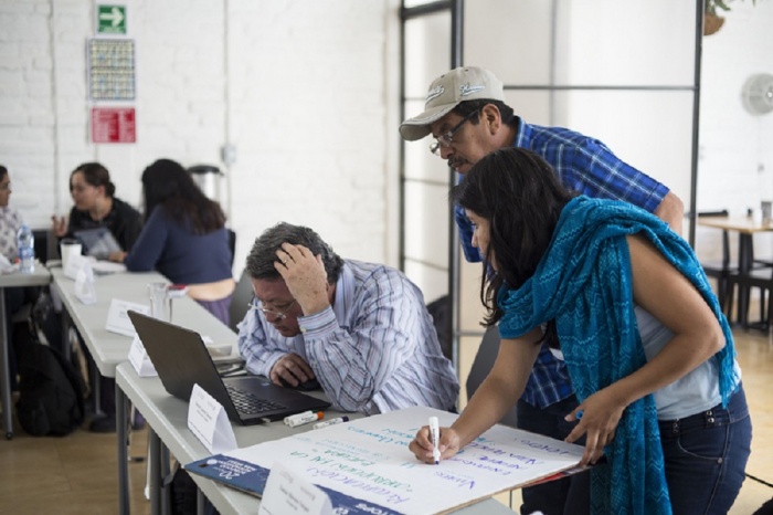 Relatoría del taller “Creación de medios locales de comunicación para el control ciudadano de lo público”