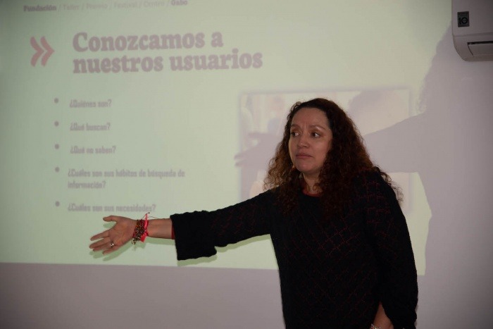 Dora Montero Carvajal durante el taller ‘Periodismo regional en contextos de cambio social’.