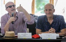 Héctor Feliciano y Jonathan Levi, maestros directores de la Beca Gabo de periodismo cultural. Foto: Joaquín Sarmiento.
