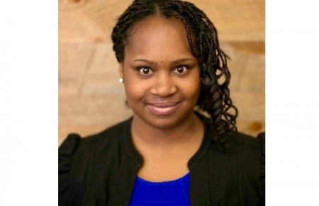 La periodista afroamericana Erica Edwards trabaja desde el ángulo de las respuestas el tema del racismo y la desigualdad social en Estados Unidos. Foto: cortesía