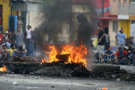 Protesta contra el alza en los precios del transporte en Guatemala / Surizar en Flickr / Usada bajo licencia Creative Commons