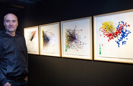 Jaime Serra en 'Un diagrama familiar', Big Bang Data. Espacio Fundación Telefónica Lima (Perú), 2016. Tomada de jaimeserra-archivos.blogspot.com