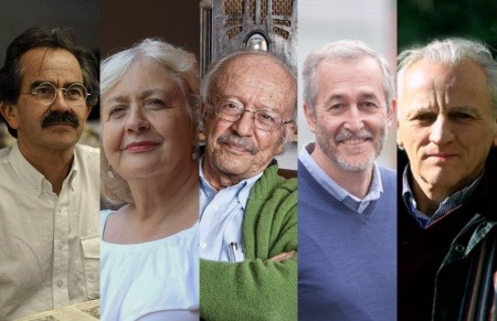 Jorge Cardona, Mónica González, Javier Darío Restrepo, Gumersindo Lafuente y Álex Grijelmo.