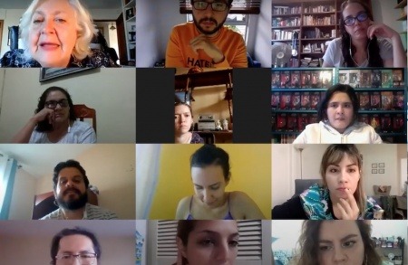 Captura del taller virtual, dirigido por Mónica González.