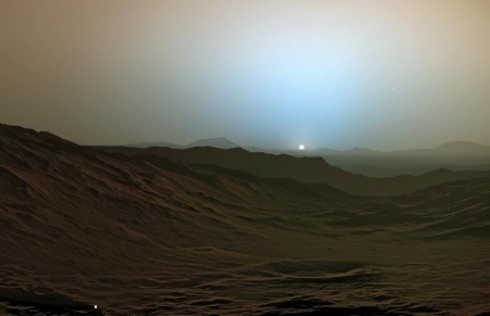 ¿En realidad así se ve un atardecer desde la superficie de Marte?... ¡Responde nuestro quiz de noticias!